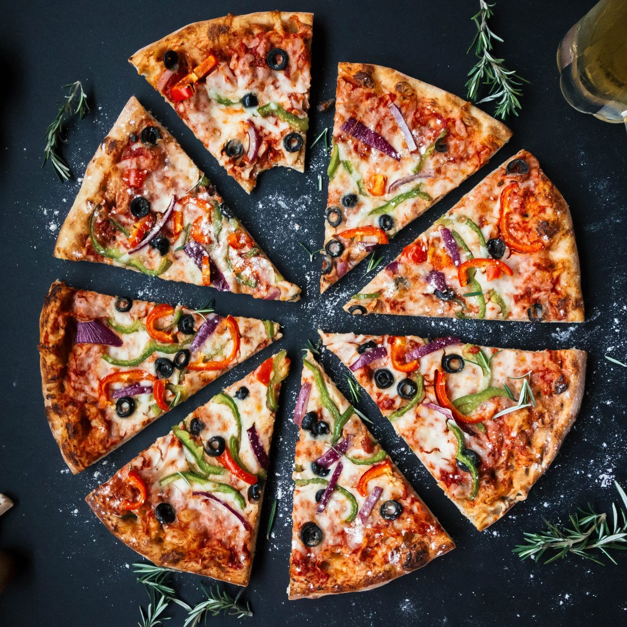 Yes, We Make Pizza