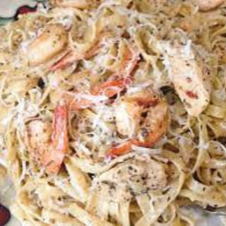 Cajun Chicken/shrimp carbonara